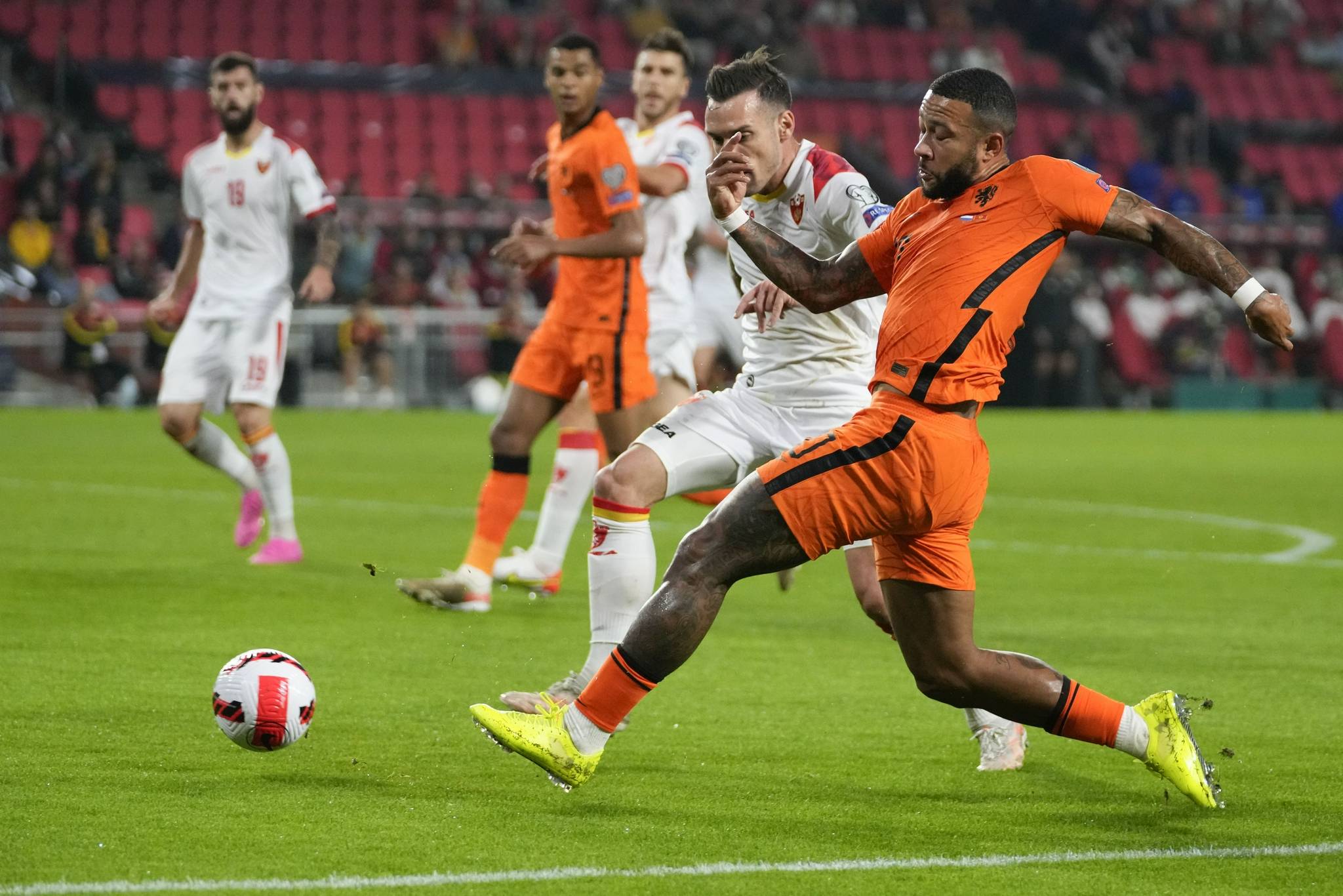 激烈竞争下的欧洲顶级赛事(激烈竞争下的欧洲顶级赛事有哪些) 激烈竞争下的欧洲顶级赛事(激烈竞争下的欧洲顶级赛事有哪些)