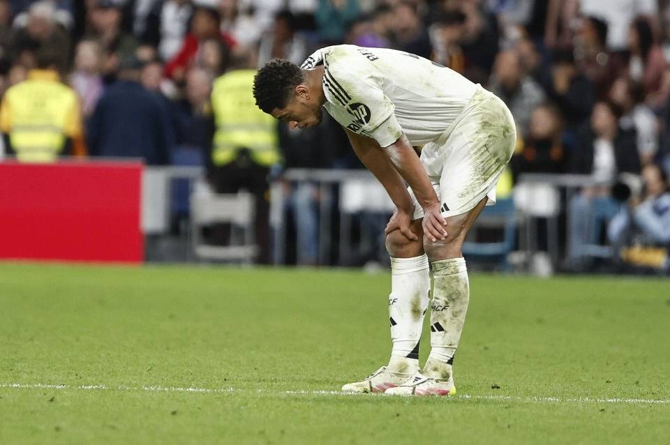 关于球队明星受伤,备战欧冠悬念的信息 关于球队明星受伤,备战欧冠悬念的信息