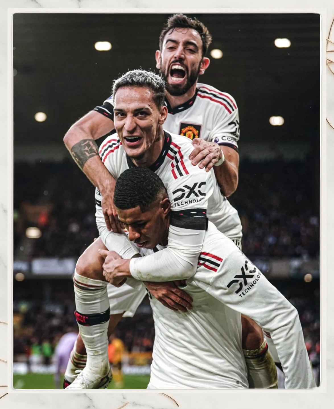 曼联连续不败,争冠形势一片大好的简单介绍 曼联连续不败,争冠形势一片大好的简单介绍