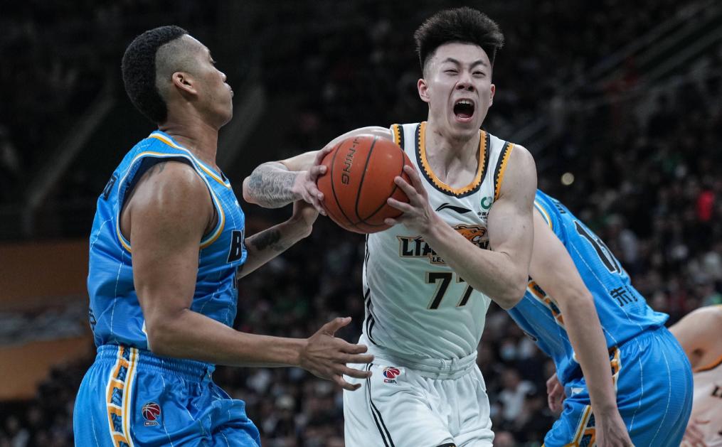 辽宁队爆发神级表现，CBA季后赛被彻底压制，逆转的简单介绍