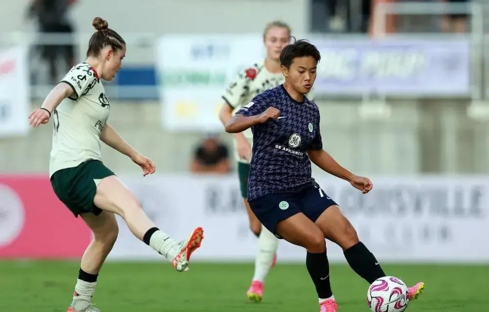 爱游戏-抢眼表现，球员们大放异彩，赢得赞誉的简单介绍