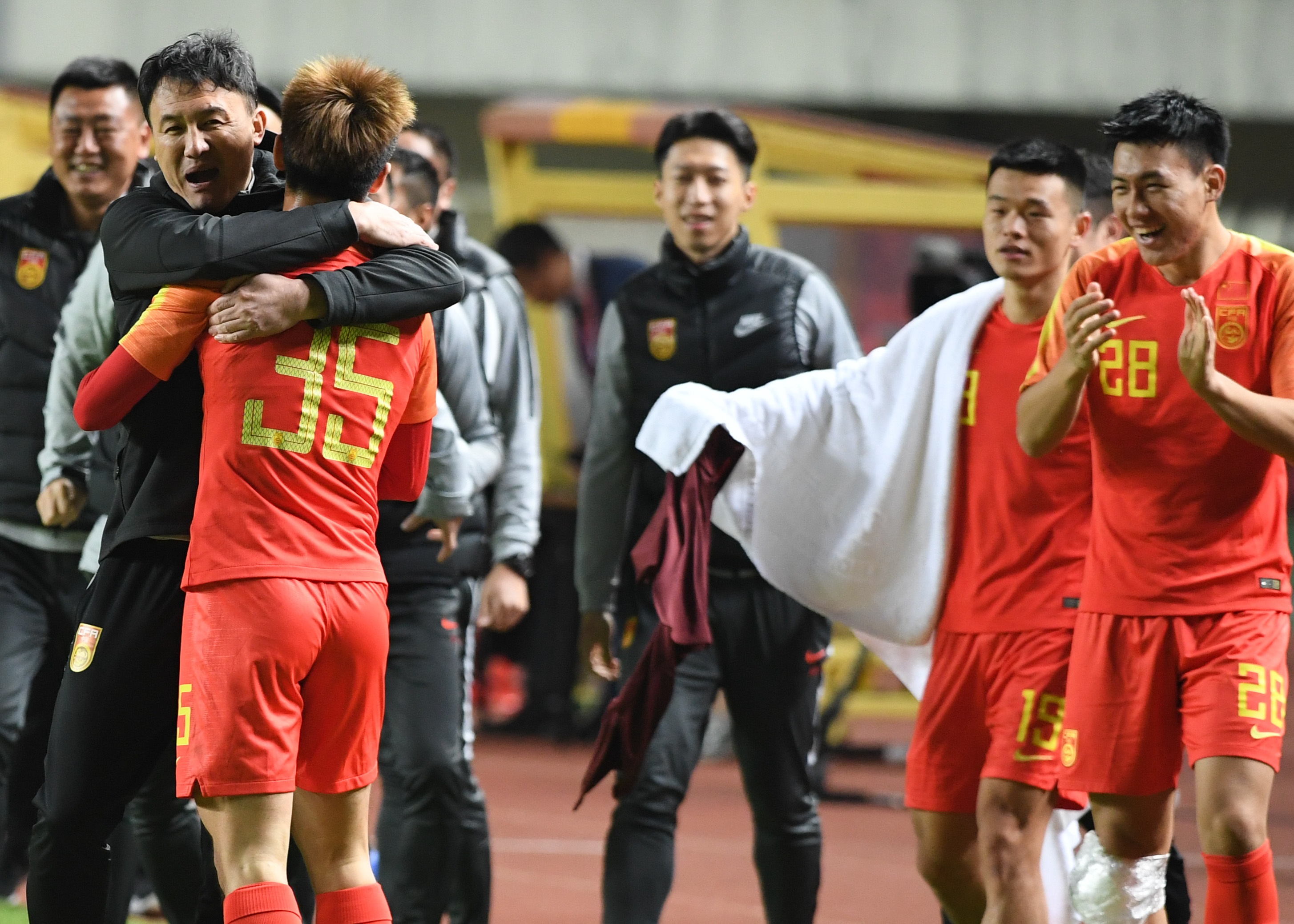 爱游戏入口-关于白俄罗斯胜塔吉克斯坦，欧国际赛事小组赛晋级希望渺茫的信息