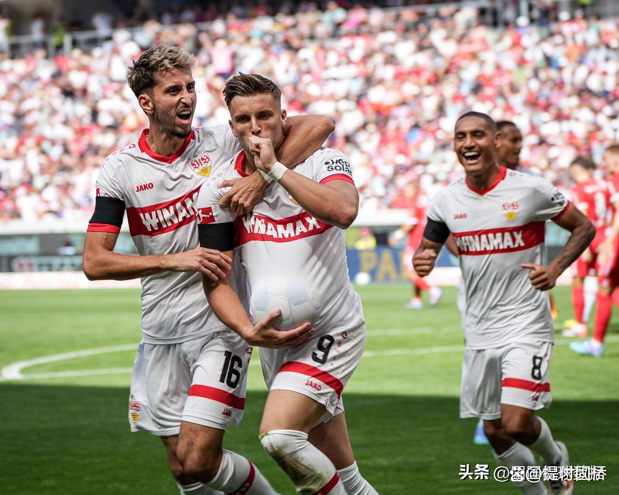 美因茨队全队实力强劲,决心战胜斯图加特的简单介绍 美因茨队全队实力强劲,决心战胜斯图加特的简单介绍