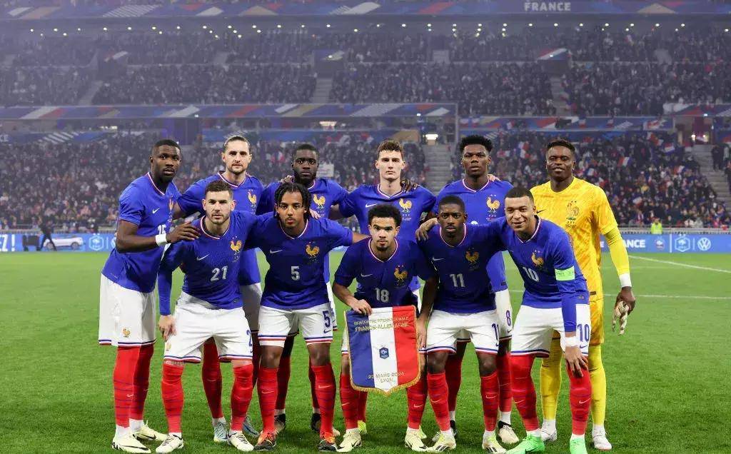 爱游戏在线登录-法国国家队尴尬出局，未能进入欧洲杯半决赛