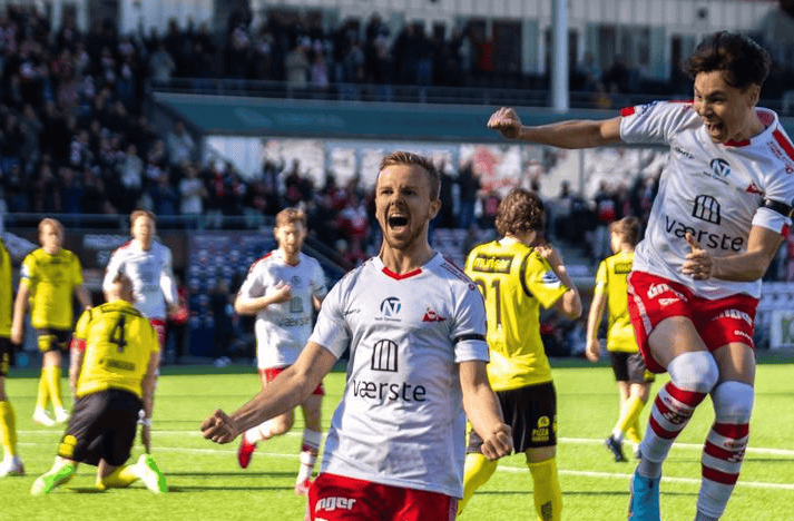 爱游戏app-水晶宫主场比分搞平，难分胜负评分定格