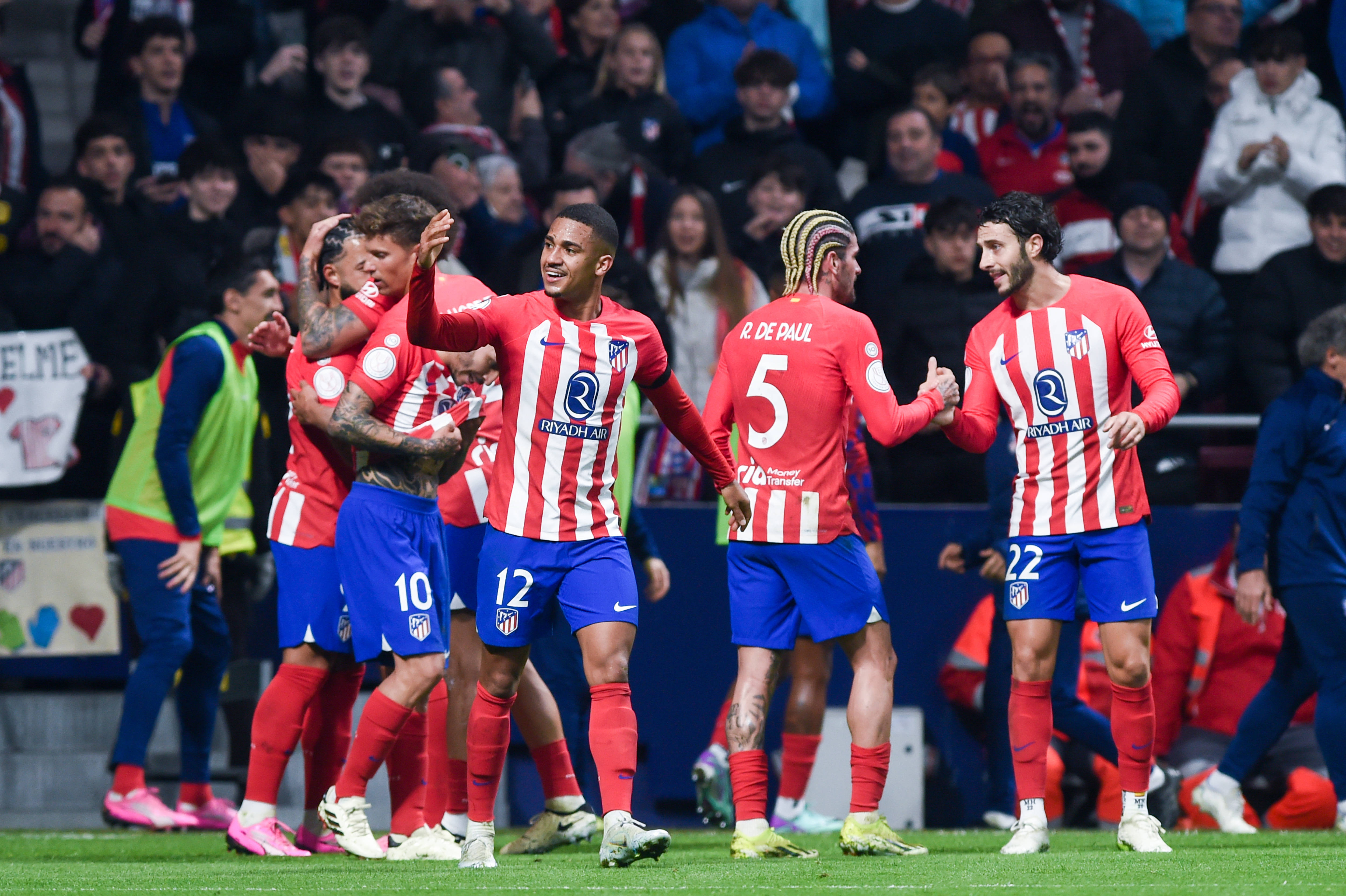 关于马竞客场战胜塞维利亚，积分稳固第三的信息