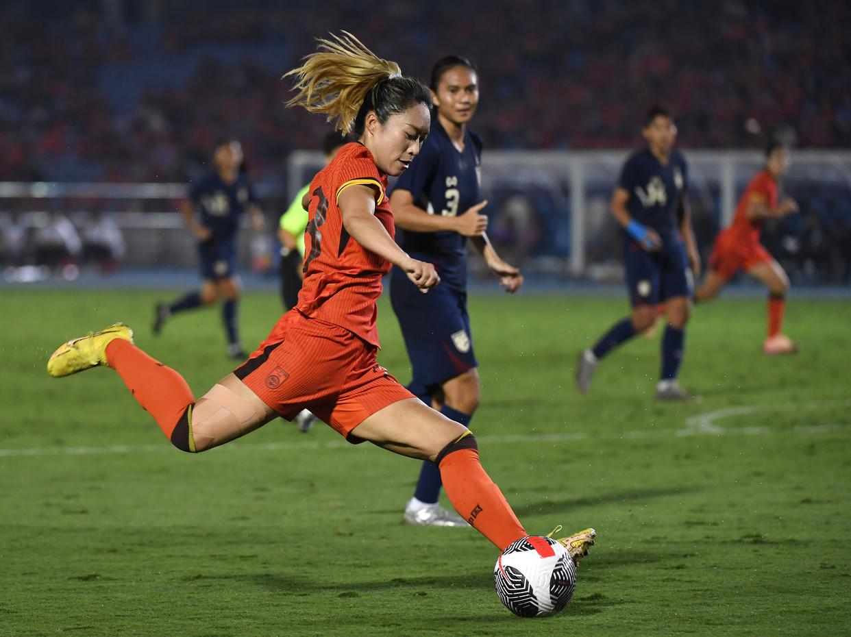 国际体育圈:女足比赛带来的激烈竞争! 国际体育圈:女足比赛带来的激烈竞争!