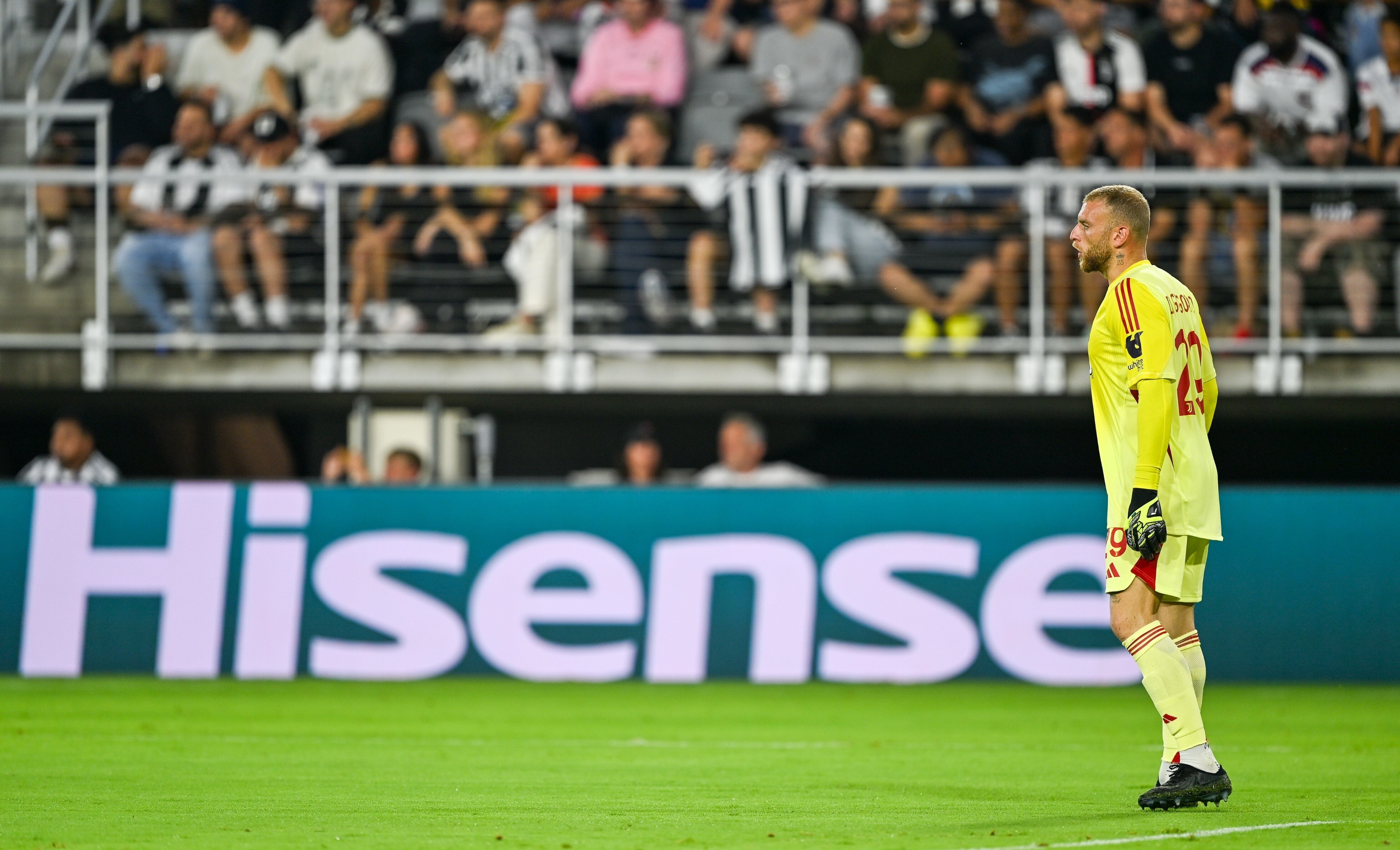 引人瞩目!国际赛事中一支球队的惊人表现 引人瞩目!国际赛事中一支球队的惊人表现