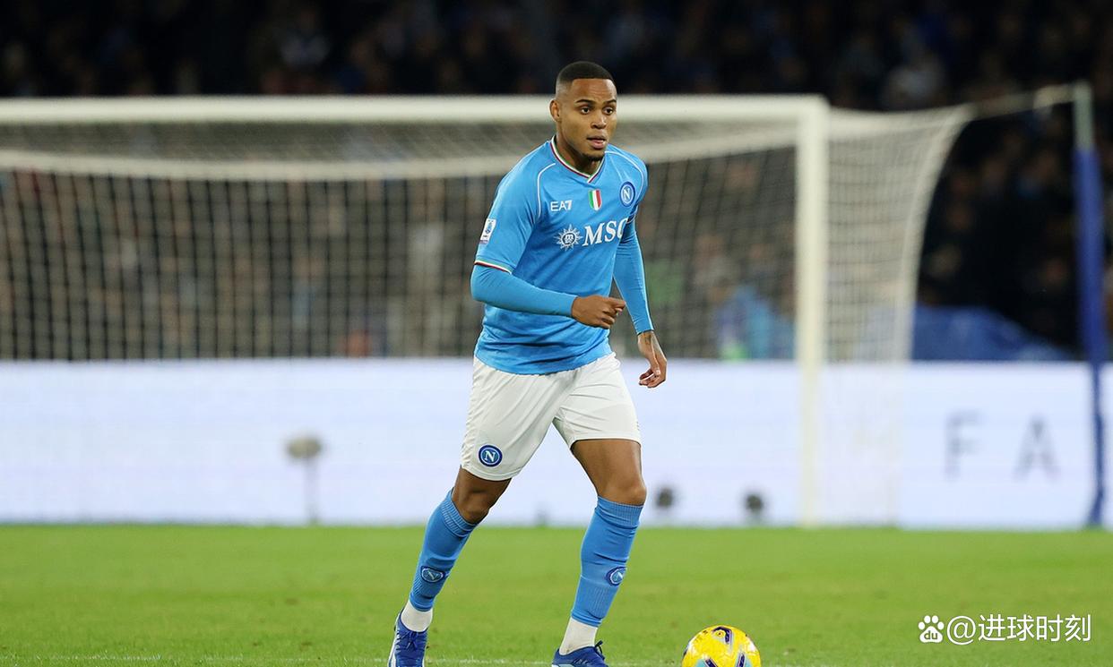 那不勒斯后卫送出致命失误,导致失利 那不勒斯后卫送出致命失误,导致失利