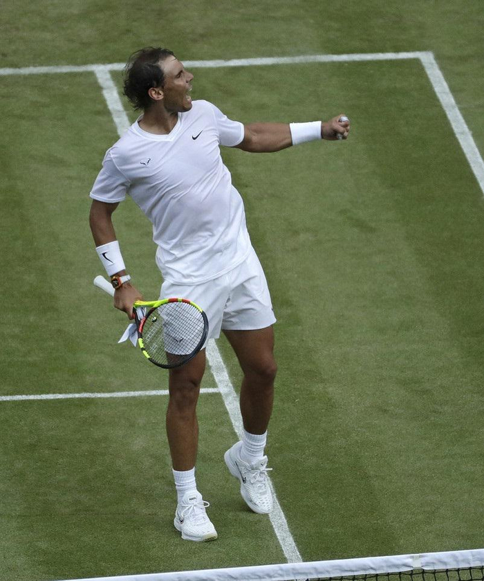 包含巴塞罗那豪取六连胜，全线锋无懈可击的词条