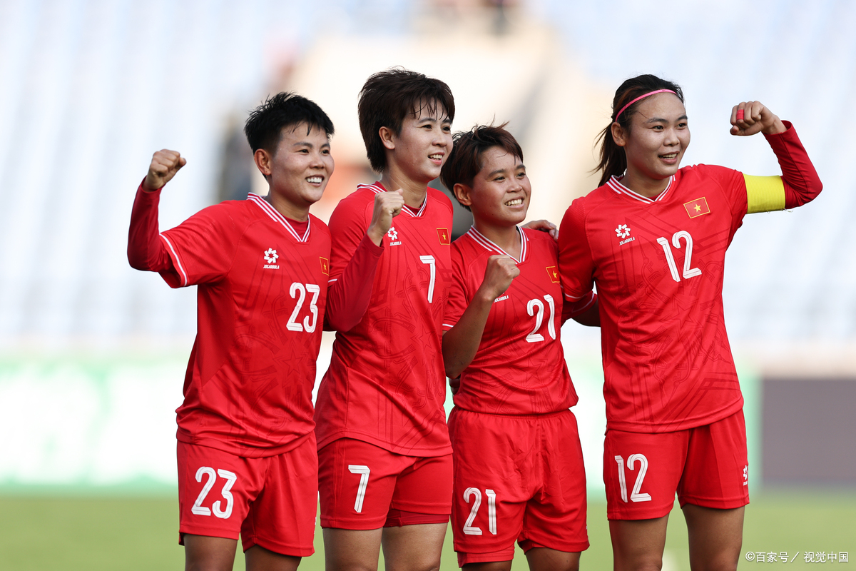 爱游戏官网-中国女足再次夺冠，比赛中体现团队精神