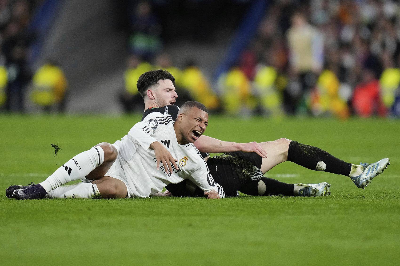 阿森纳主场逆转获胜,止住连败颓势 阿森纳主场逆转获胜,止住连败颓势