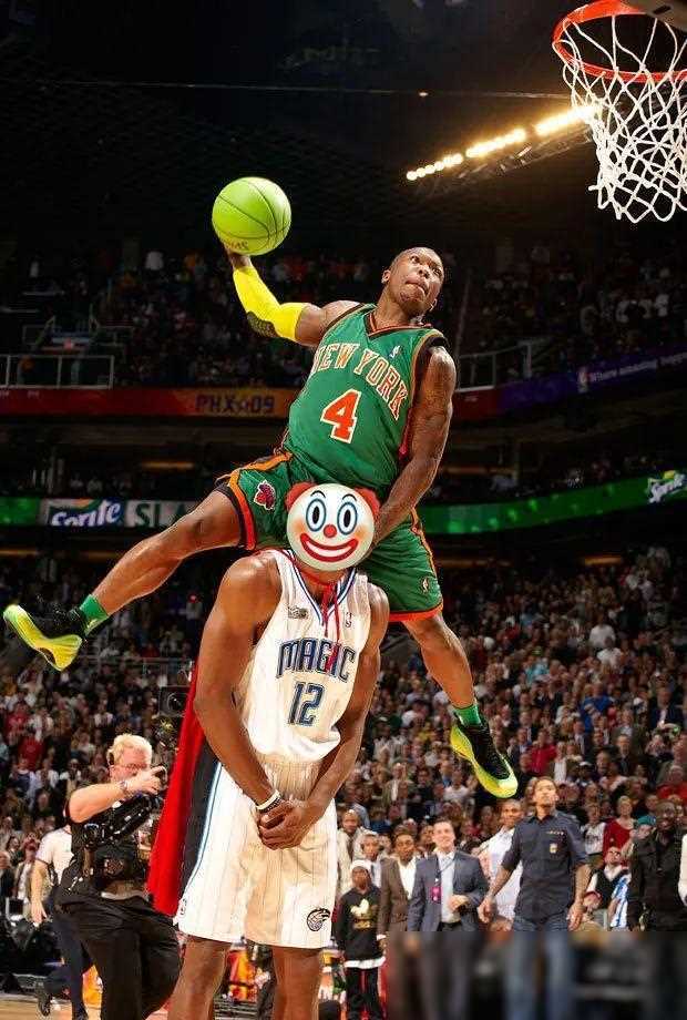 精彩的扣篮瞬间让人目瞪口呆 精彩的扣篮瞬间让人目瞪口呆