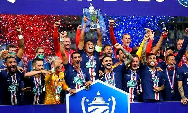 包含圣埃蒂安足球俱乐部自信备战法国杯决赛的词条 包含圣埃蒂安足球俱乐部自信备战法国杯决赛的词条