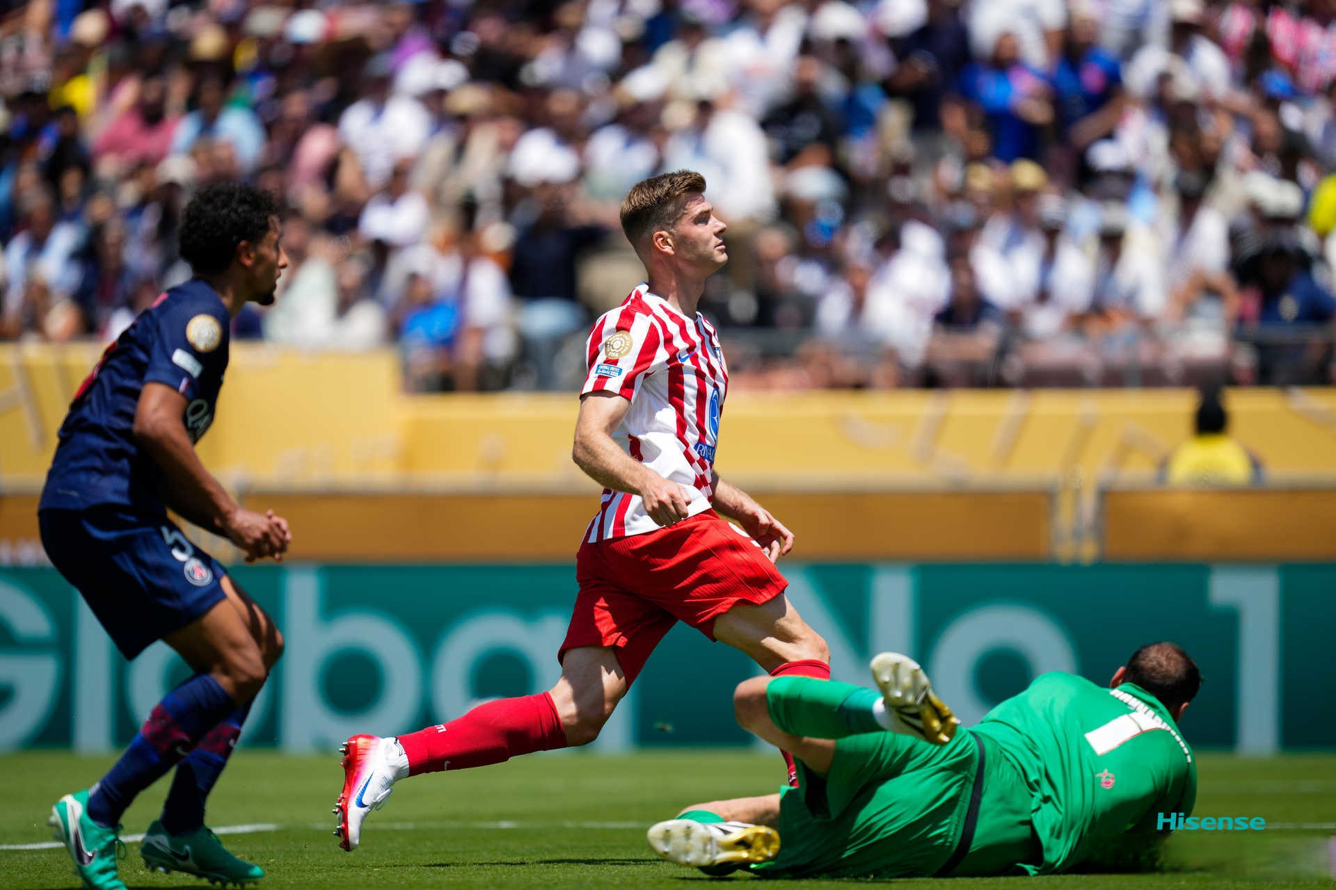 法国队客场逆转斯洛文尼亚队晋级 法国队客场逆转斯洛文尼亚队晋级