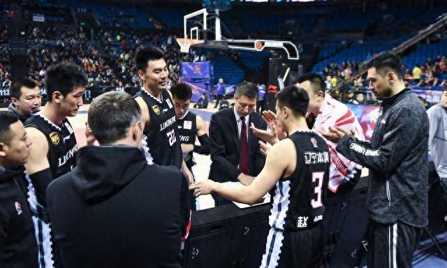 爱游戏登录-辽宁男篮再度胜利，继续压倒群雄