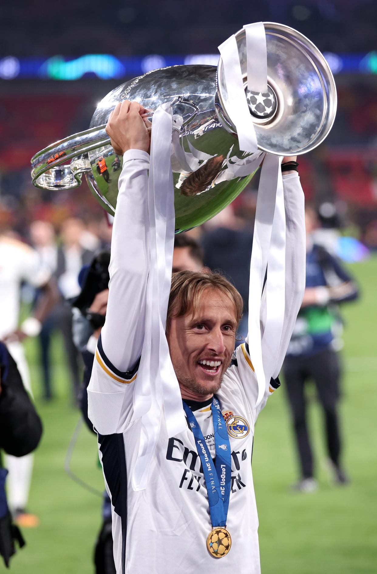 马德里竞技球员争取胜利，展现强大战斗力的简单介绍