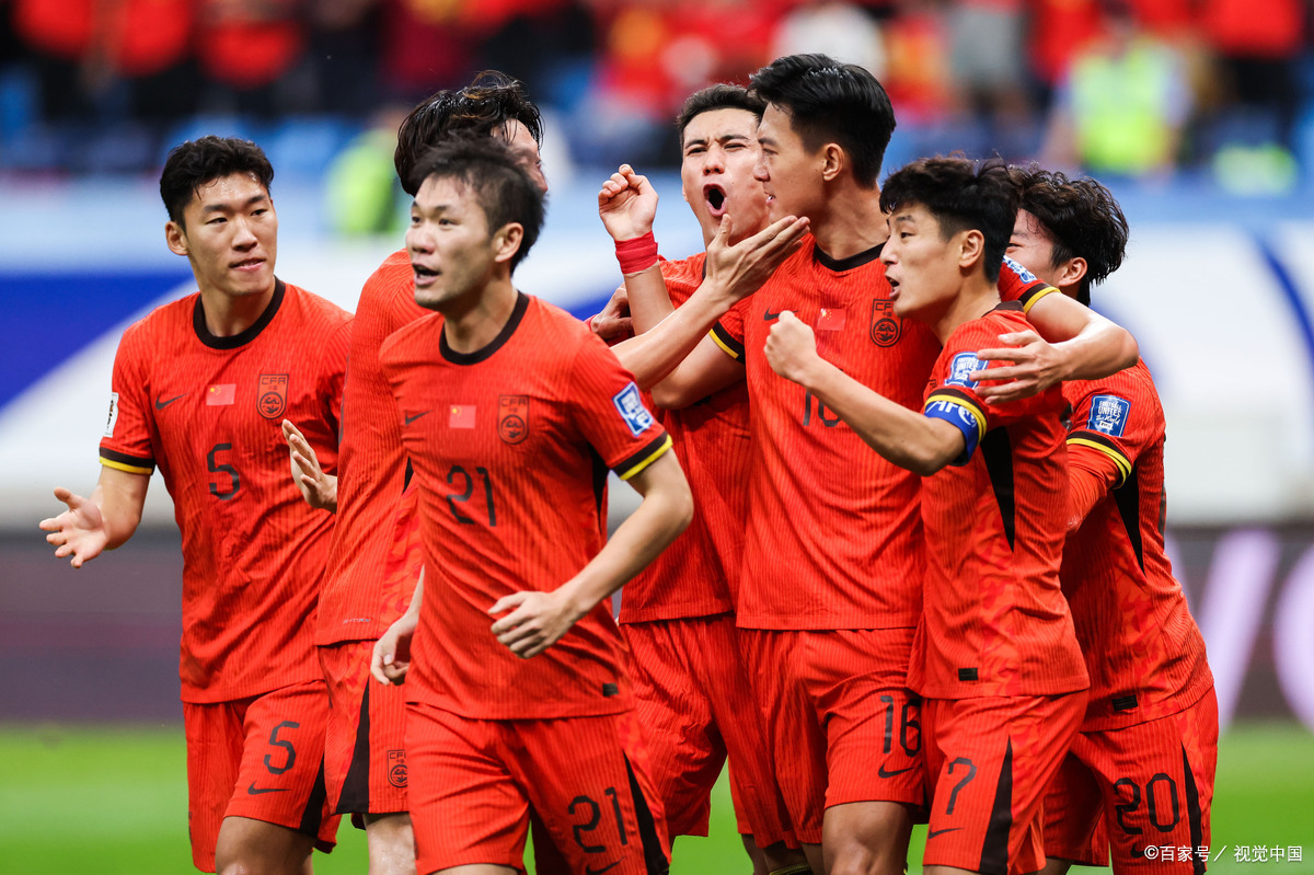 国内足球联赛强队实力逐渐凸显