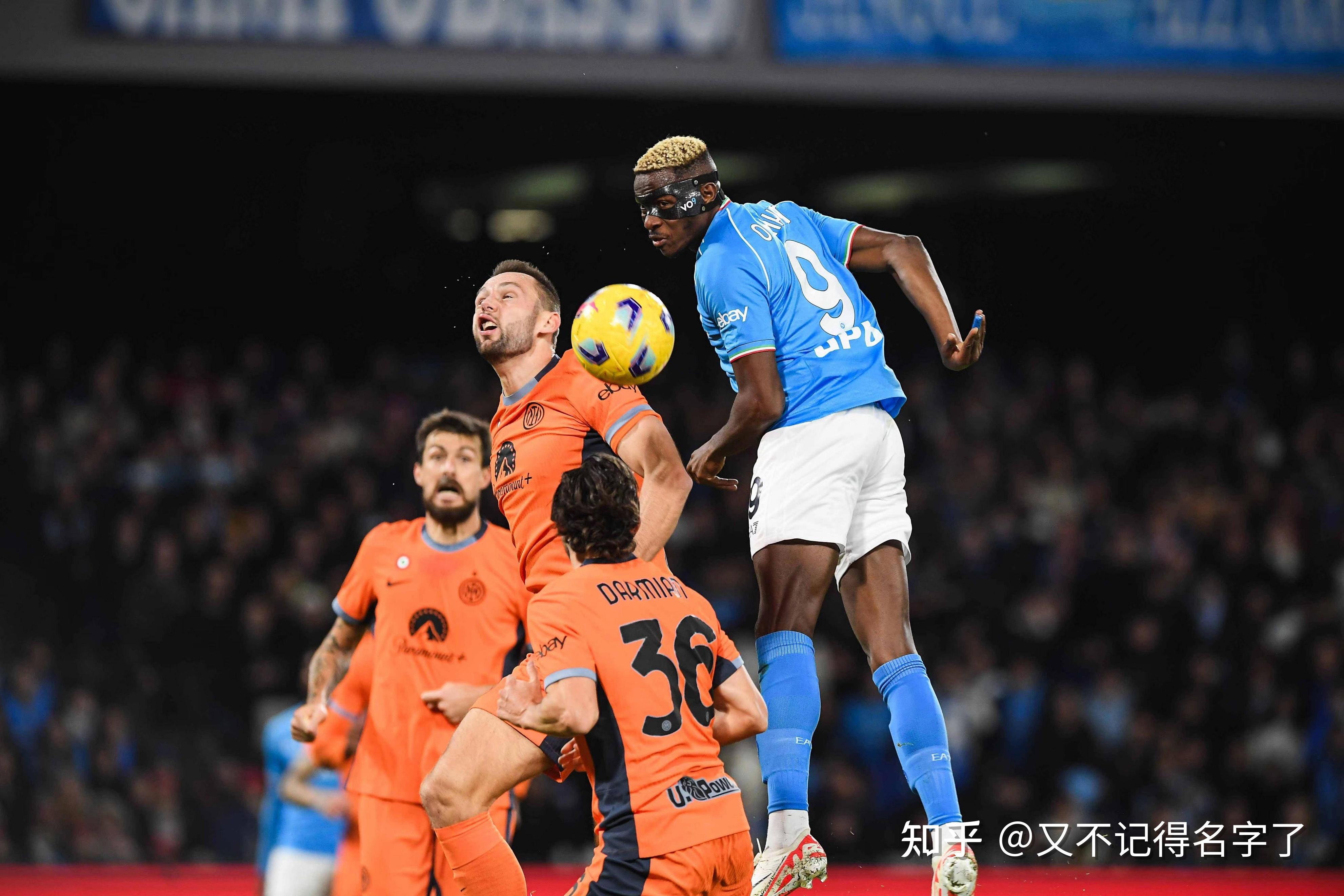 关于那不勒斯防线问题凸显,急需改善的信息 关于那不勒斯防线问题凸显,急需改善的信息