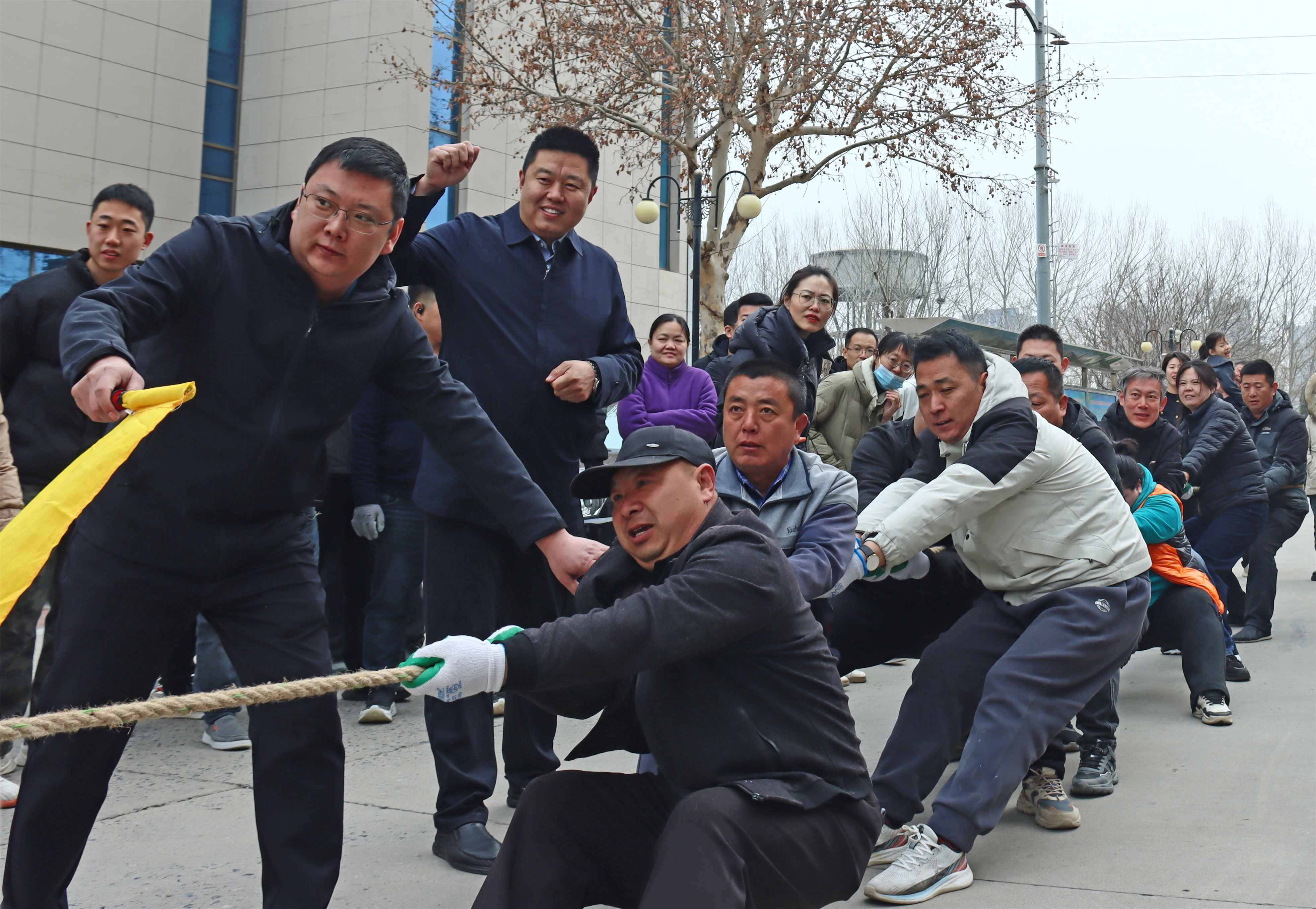 精彩对决激发团队激情